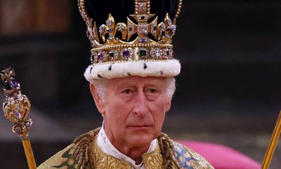 A Buckingham-palota adta ki a váratlan közleményt Károly királyról